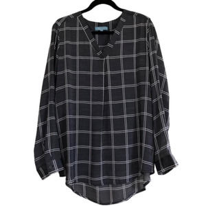 Penmans navy check V neck loose fitting blouse. Size 14